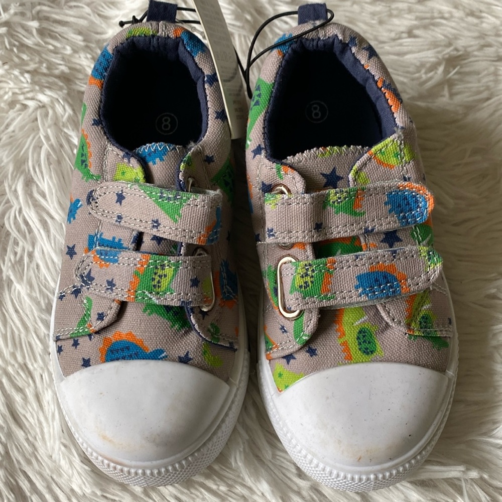 New Velcro closure patterns sneakers for girls, Size 8